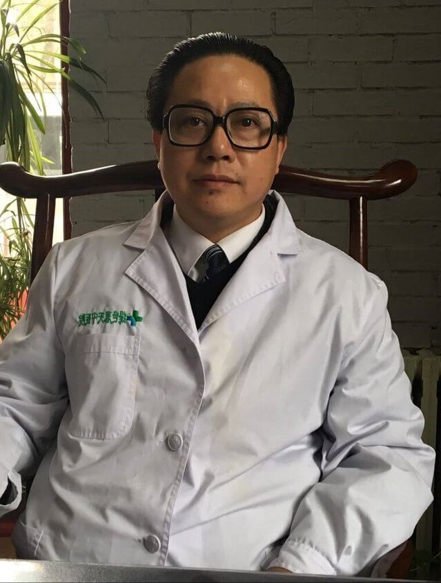 Dokter Sexologist Andri Awal